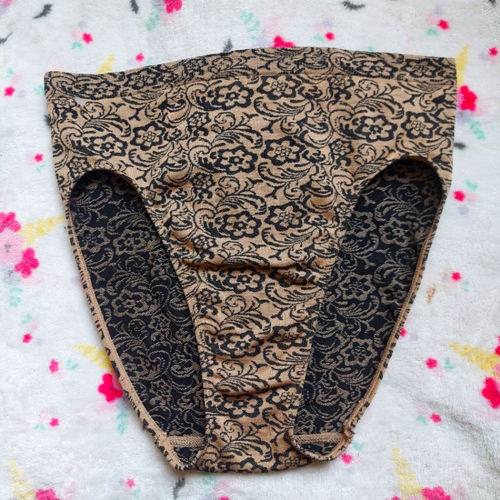 Rhonda Shear Highwaisted Panties